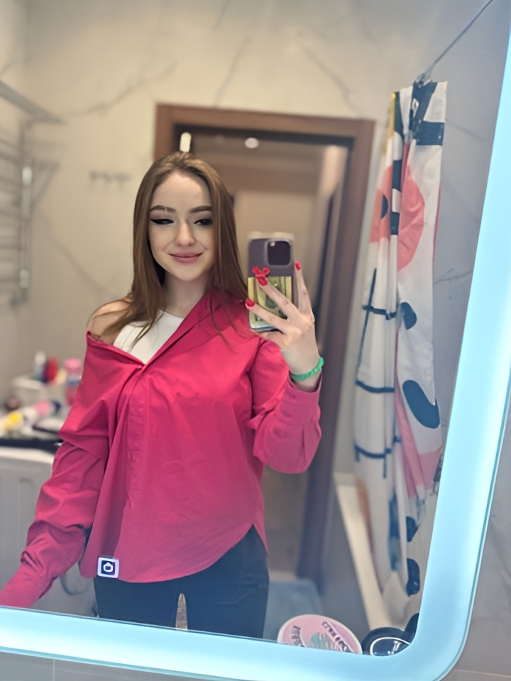 Арина привлекательная девушка из Славянск-на-кубани цена от 4000 руб