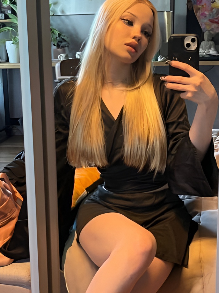 Ульяна привлекательная девушка из Славянск-на-кубани цена от 1500 руб